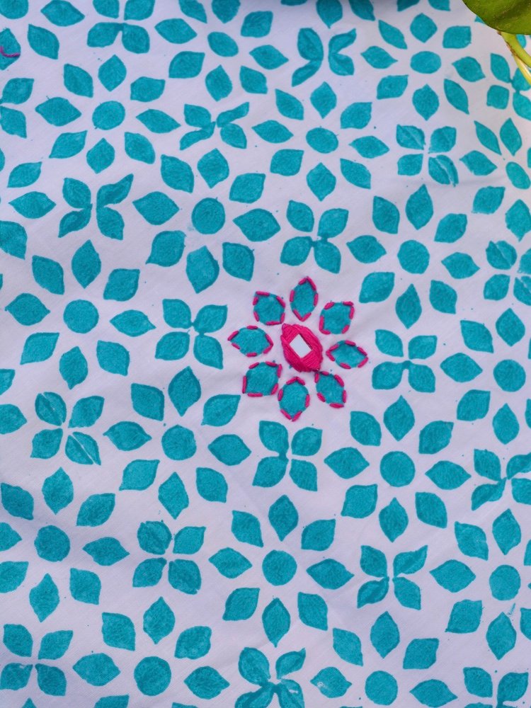 Jaal Table Runner - Image 10