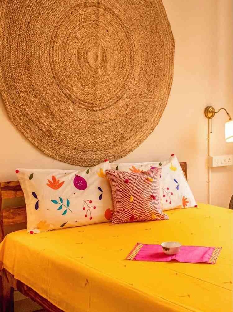 Self Embroidered Bedsheet - Image 11