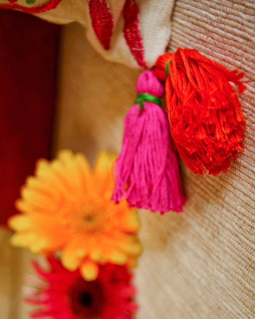 Phulwari cushion - Image 4