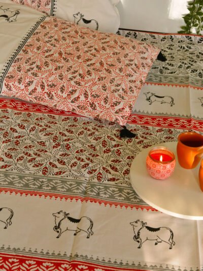 Pichwai Cow Bedsheet Set