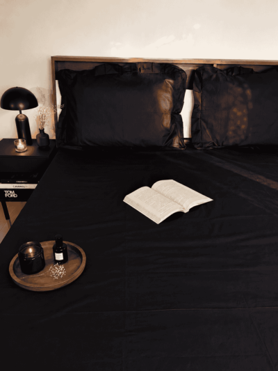 Bold Black Bedsheet Set